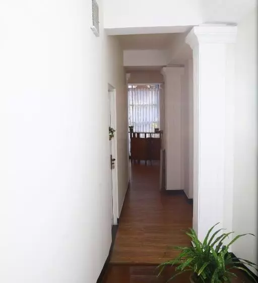 ホテル City Nest Inn