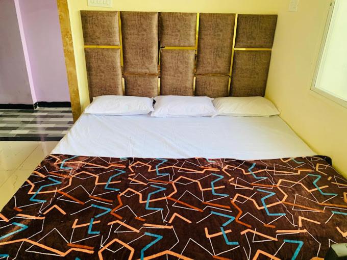 Hotell Namo Paradise Ujjain