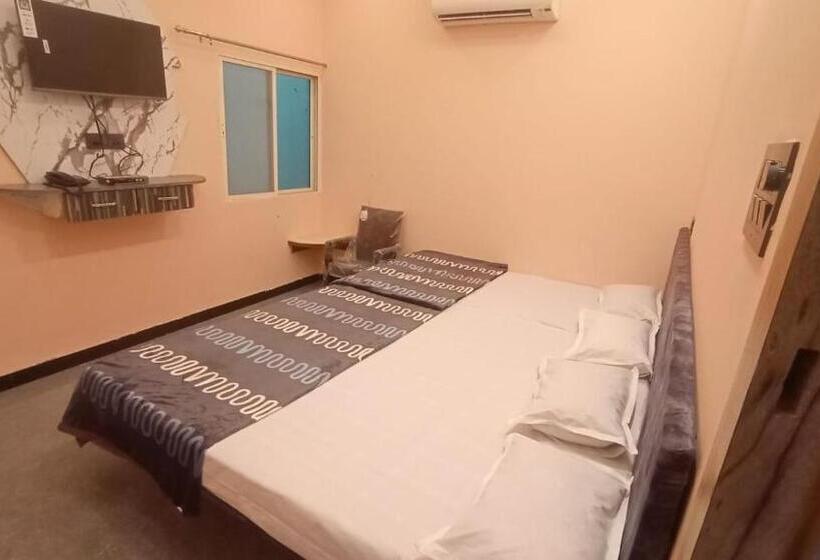Hotell Namo Paradise Ujjain