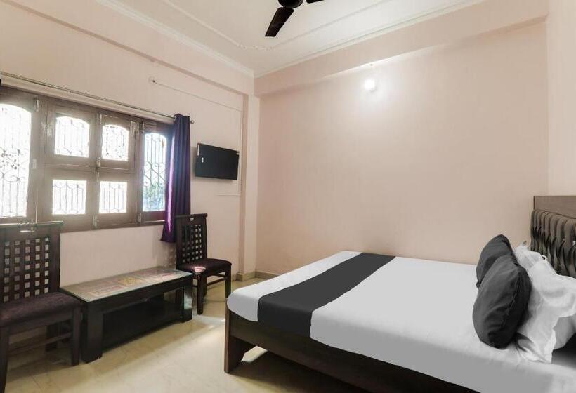 هتل Oyo Dwarka In