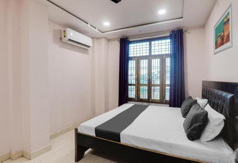 هتل Oyo Dwarka In