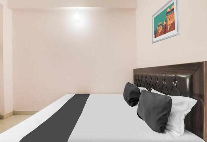 هتل Oyo Dwarka In