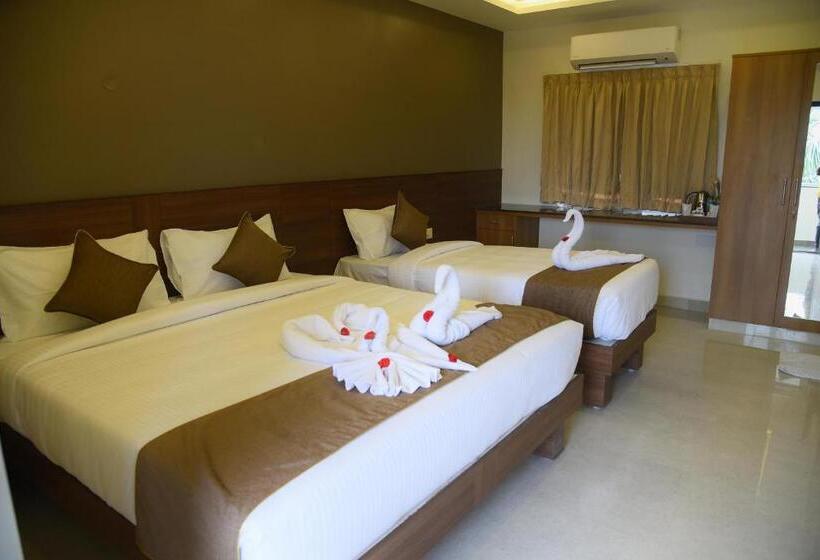 Hotel Pvk Residency ! Best In Value ! Tirupati, Near Padmavathi Temple, All Main Temples & Attractions! Wi