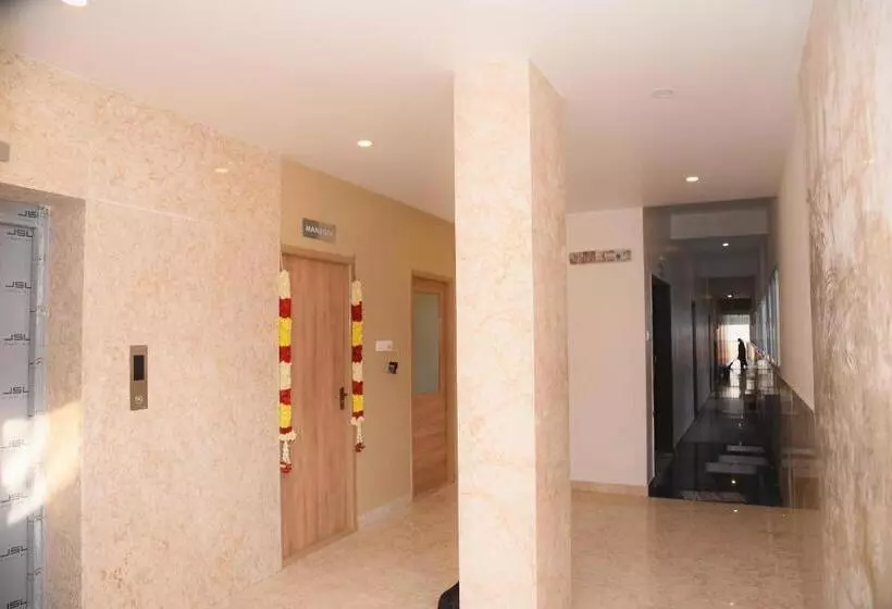 ホテル Pvk Residency ! Best In Value ! Tirupati, Near Padmavathi Temple, All Main Temples & Attractions! Wi