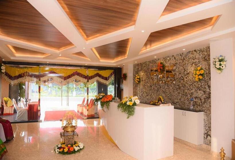 Hotel Pvk Residency ! Best In Value ! Tirupati, Near Padmavathi Temple, All Main Temples & Attractions! Wi