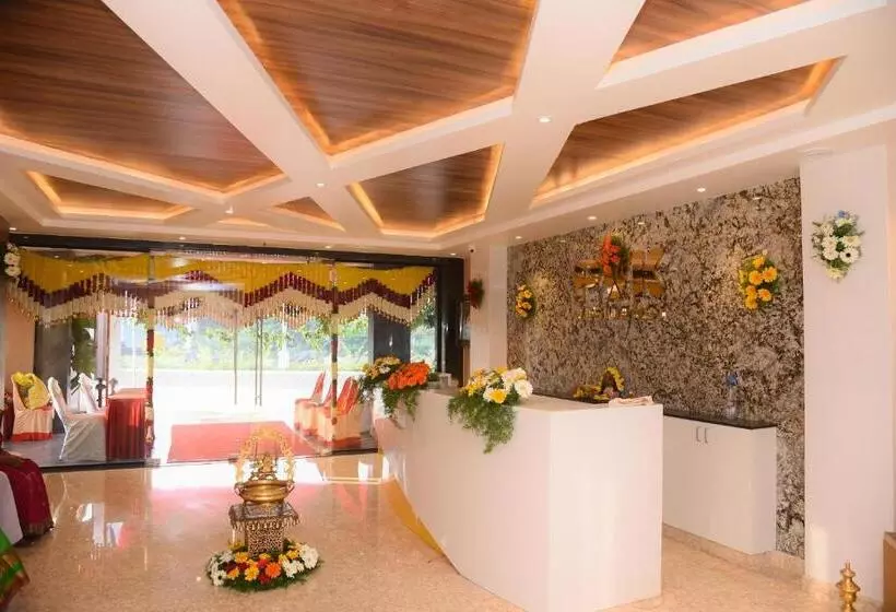 ホテル Pvk Residency ! Best In Value ! Tirupati, Near Padmavathi Temple, All Main Temples & Attractions! Wi