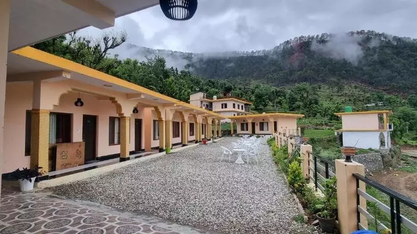ホテル Shri Krishna Farms& Resorts