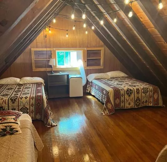 ホテル The Lodge At Lpl
