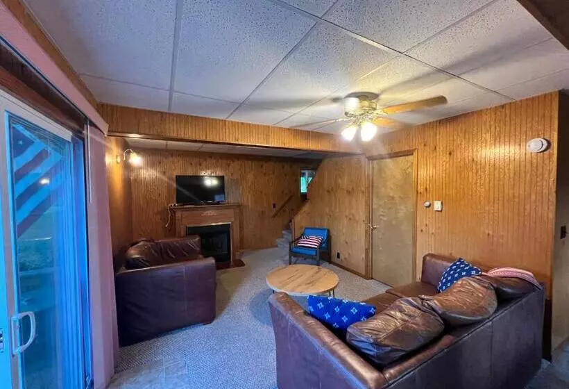 ホテル The Lodge At Lpl