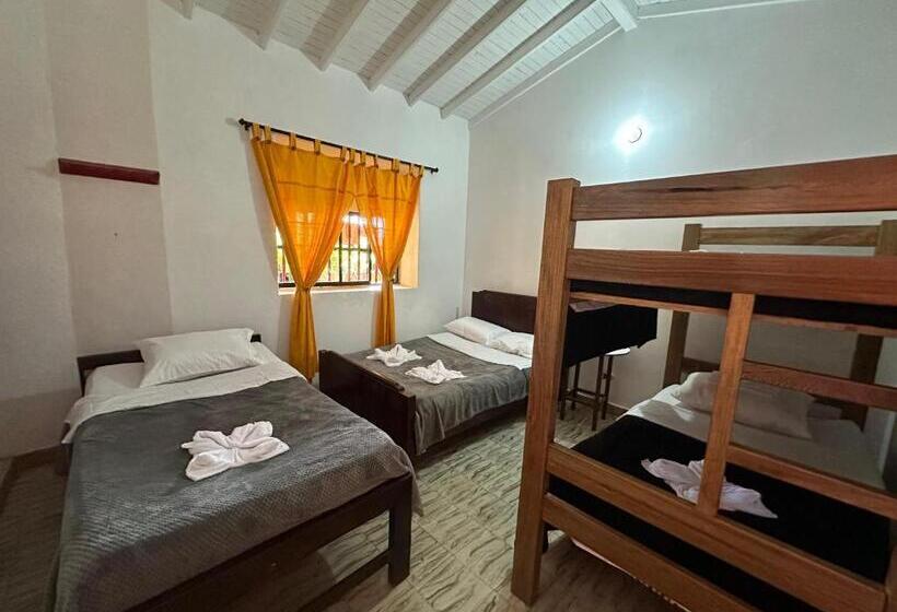 בית מלון כפרי Villa Alicia Finca