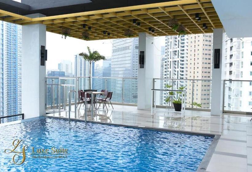 Bgc S Prime   Luxe Suite At Bonifacio Civic Center Tower