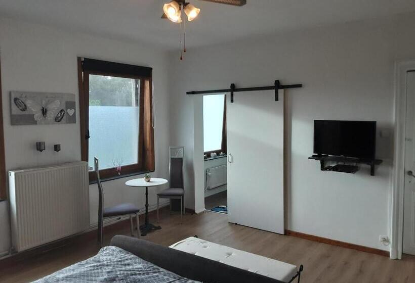 ペンション Chantal&thierry