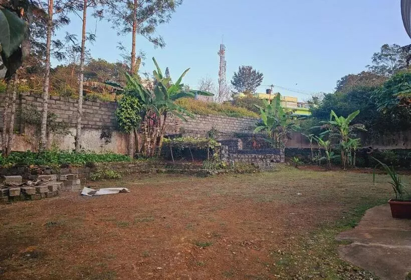 Majatalo Chithralaya Guest House