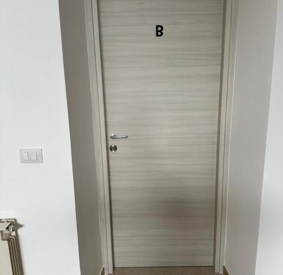 پانسیون Clarissa Guest House Via Di Mezzo 194