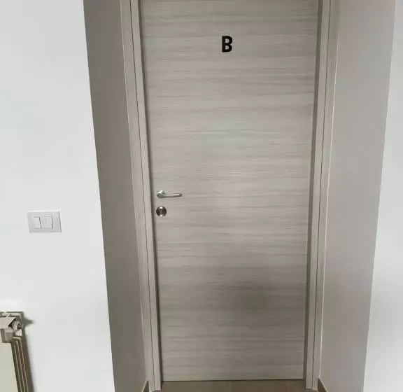 پانسیون Clarissa Guest House Via Di Mezzo 194
