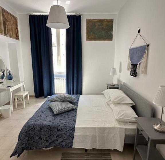 پانسیون Clarissa Guest House Via Di Mezzo 194