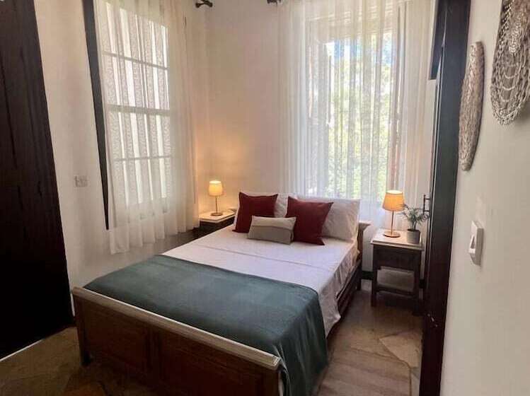 פנסיון Flor Guest House