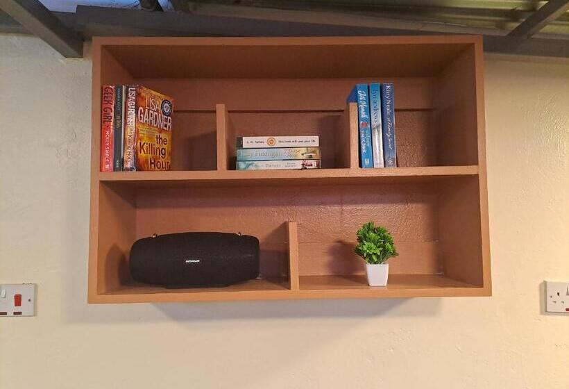 پانسیون The Yala Home