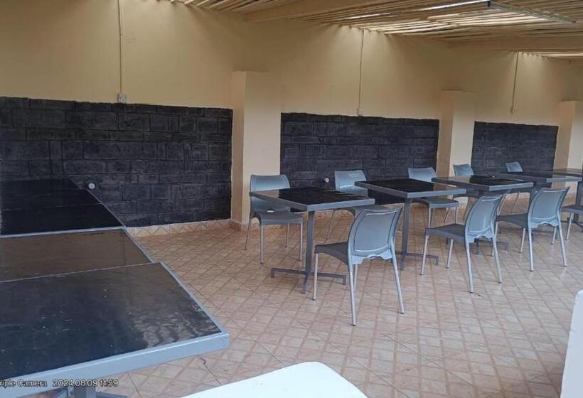 پانسیون The Yala Home