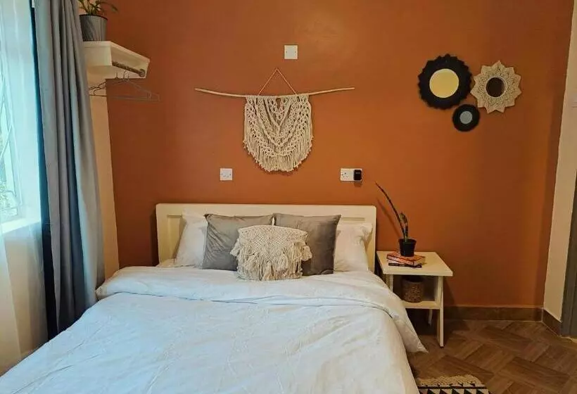 پانسیون The Yala Home