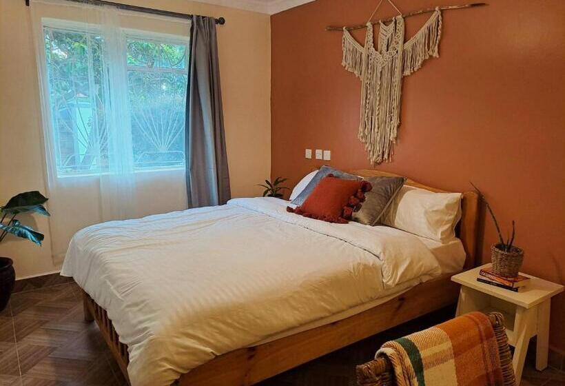 پانسیون The Yala Home