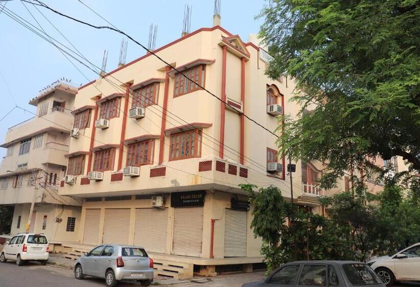 The Xpress A Jhm Hotels