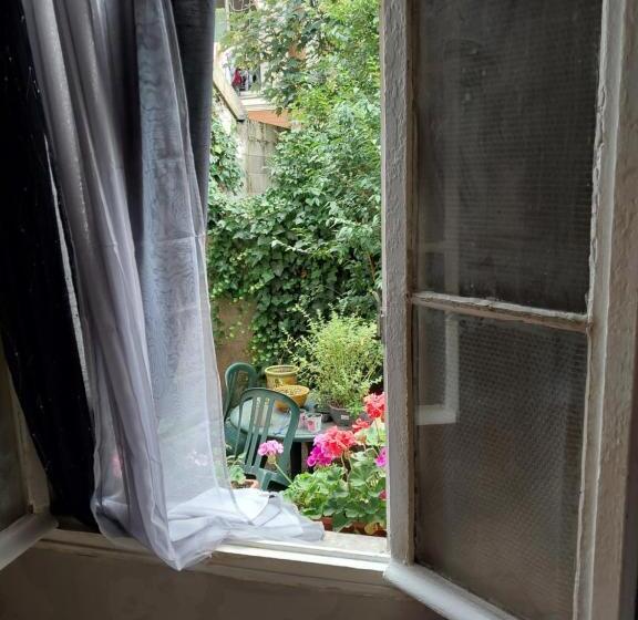 هاستل Dortoir Maricourt