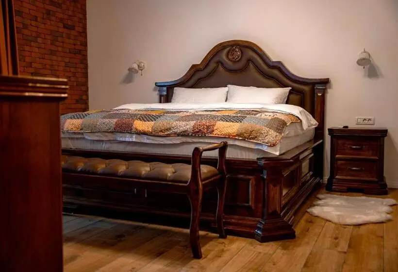 ベッドアンドブレックファースト Boutique Marlen