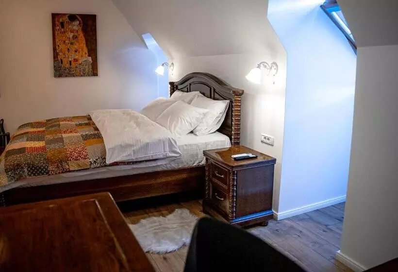 ベッドアンドブレックファースト Boutique Marlen