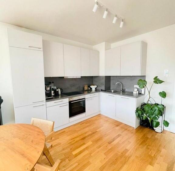 تختخواب و صبحانه Ruchan Stay