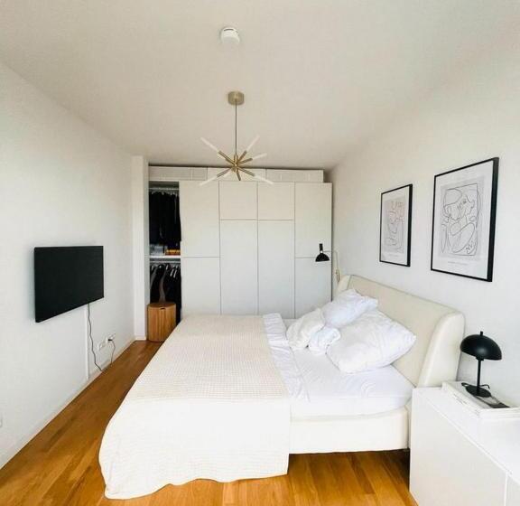 تختخواب و صبحانه Ruchan Stay