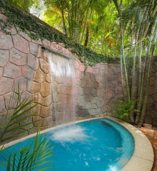 Celestia Suites Hotel At Leonia