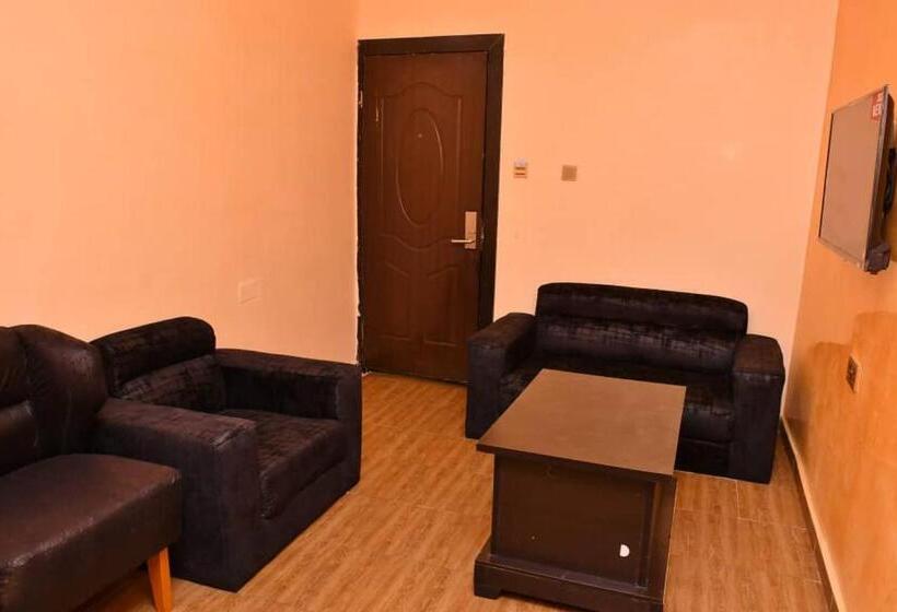 Dorville Hotel & Suites