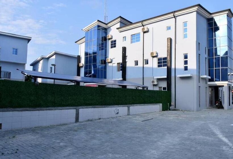 Dorville Hotel & Suites