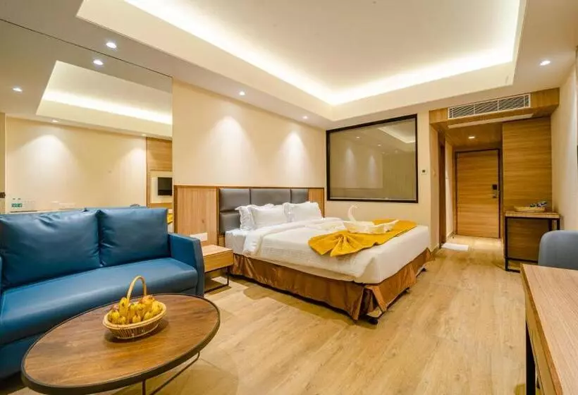 Hotelli Palacio Regency