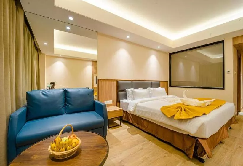 Hotelli Palacio Regency