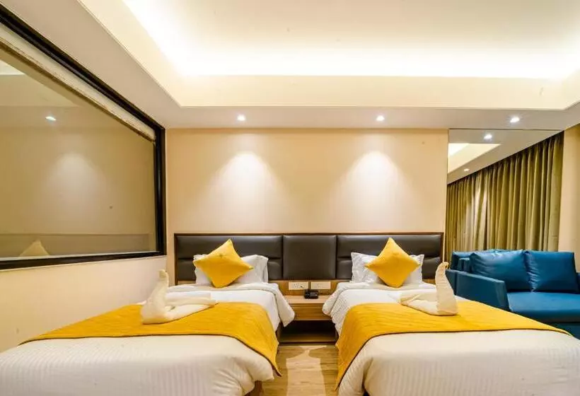 Hotelli Palacio Regency