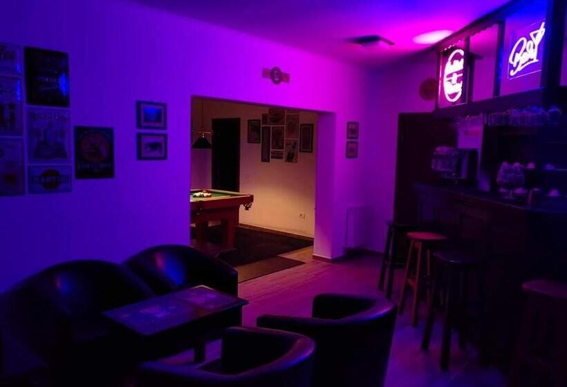 בית מלון כפרי Pensiunea Pastravaria Vistisoara