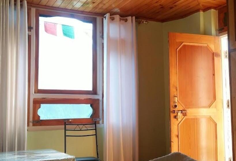 בית מלון כפרי The Seven Gemstones Sangla