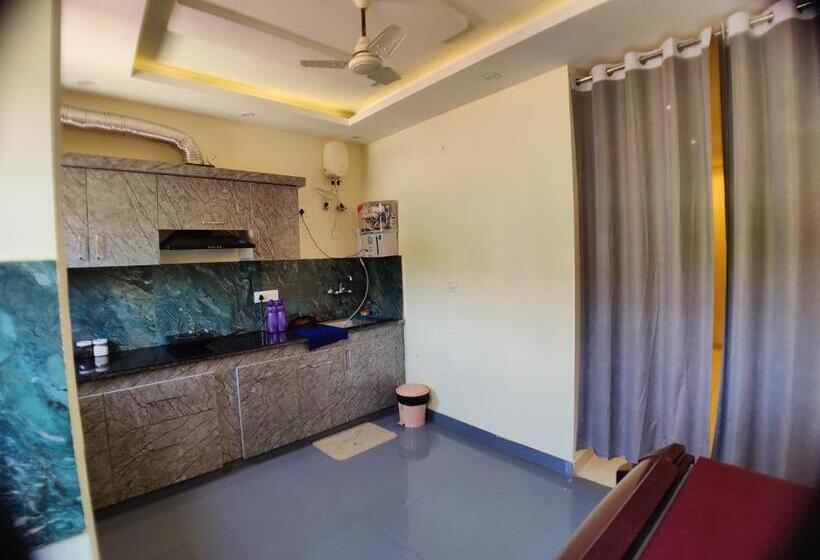 Пансион Cosy Homes Retreat