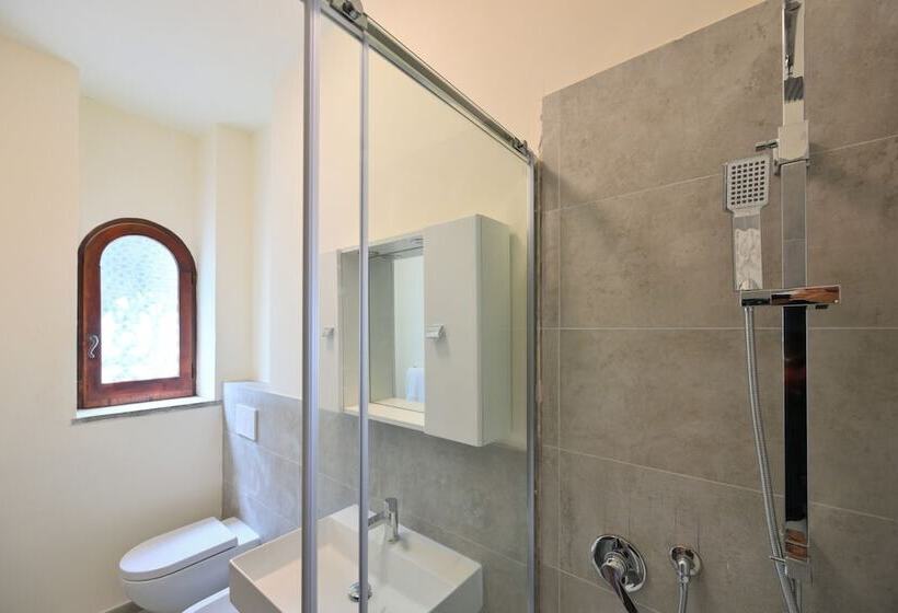 膳宿费 Figaro Rooms   Ischia