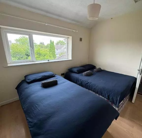 پانسیون Nice Double Room Near Omni Shopping