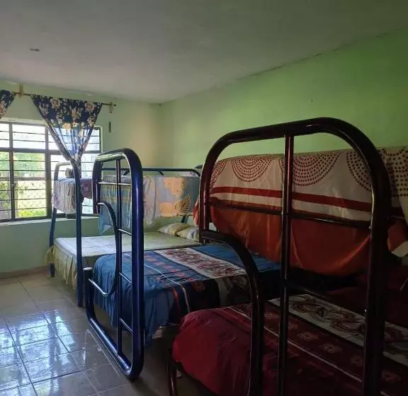 Retkeilymaja Mistico