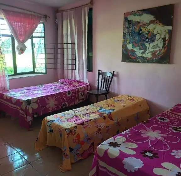 Retkeilymaja Mistico