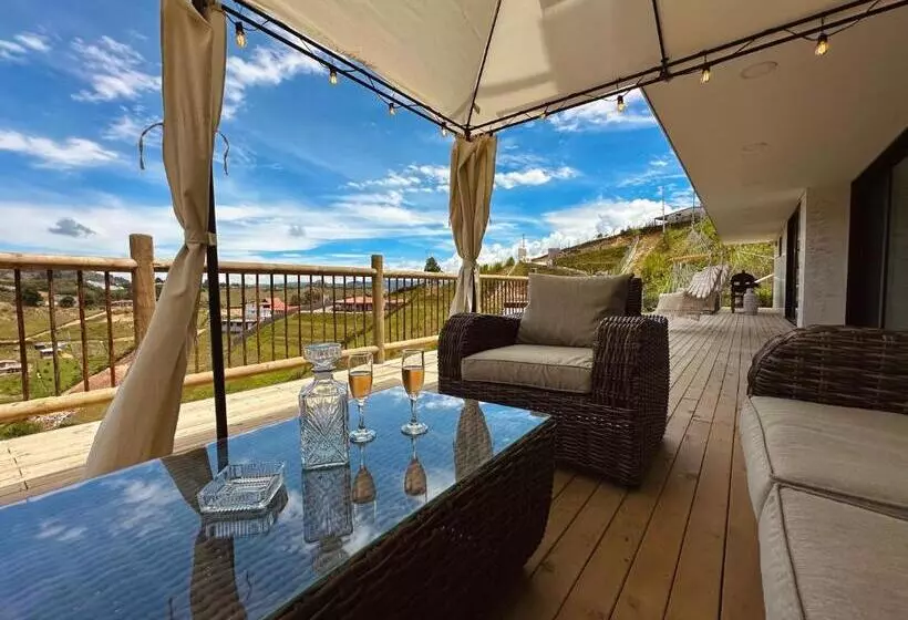 Aamiaismajoitus (B&B) Casa Fénix