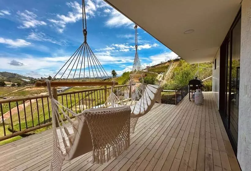 Aamiaismajoitus (B&B) Casa Fénix