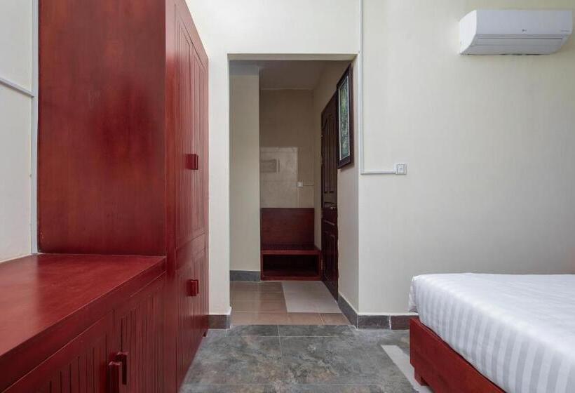 ホテル Amara Palace