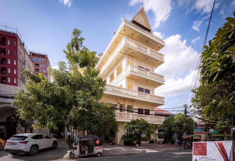 ホテル Amara Palace