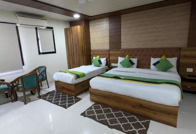 ホテル Gloab Residency Near Delhi Airport