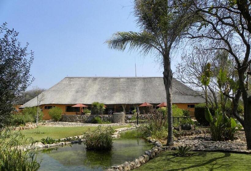 هتل Khorab Safari Lodge